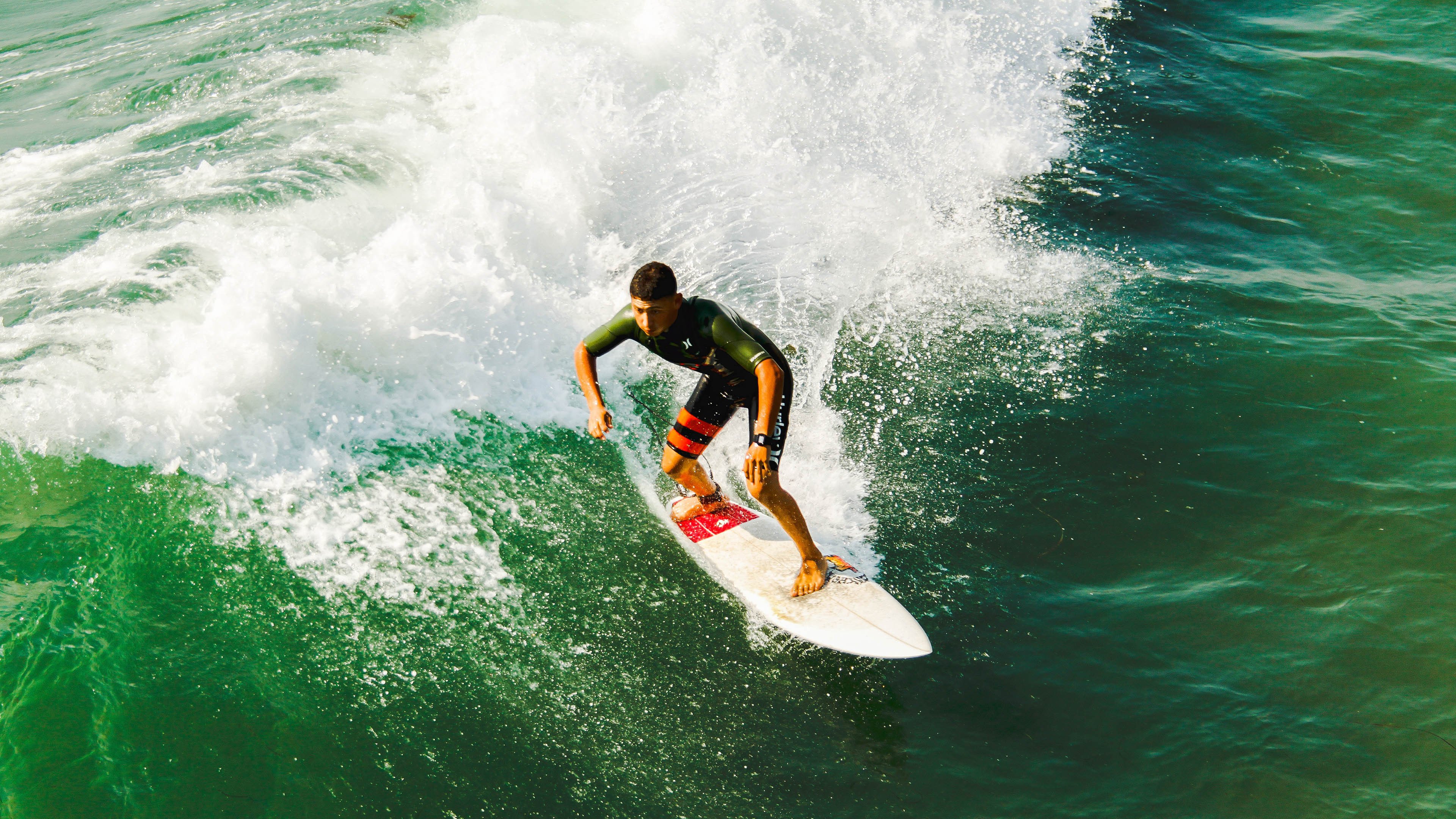 梅西重回诺坎普？巴萨官方回应转会传闻，梅西21年巴萨告别