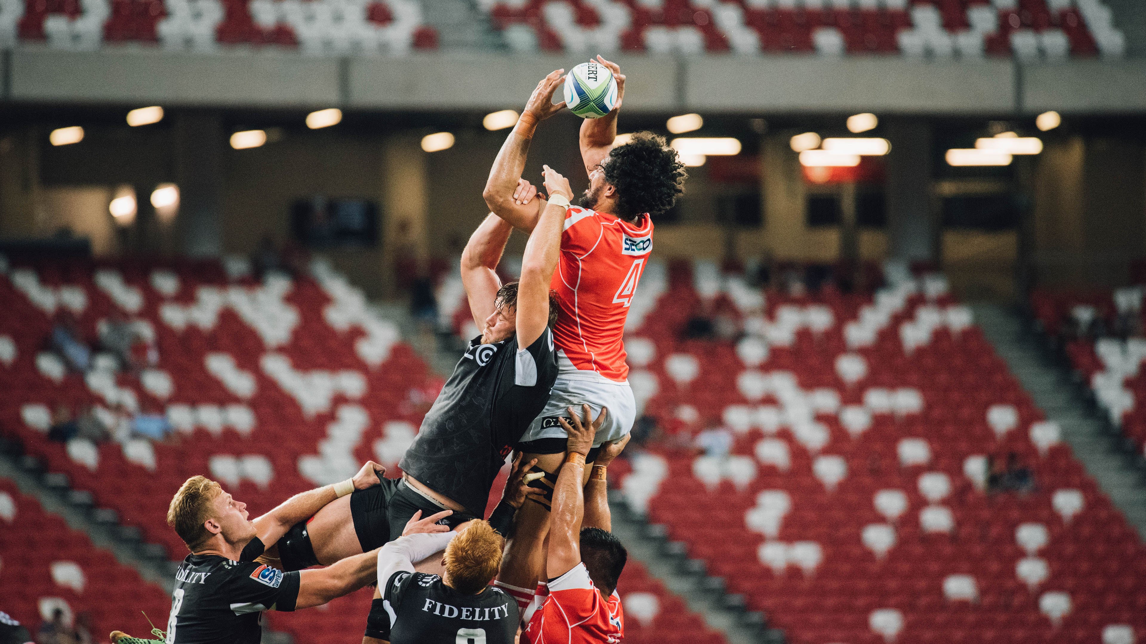 道格拉斯·科斯塔与弗鲁米嫩塞解约后加盟悉尼FC，道格拉斯.科斯塔